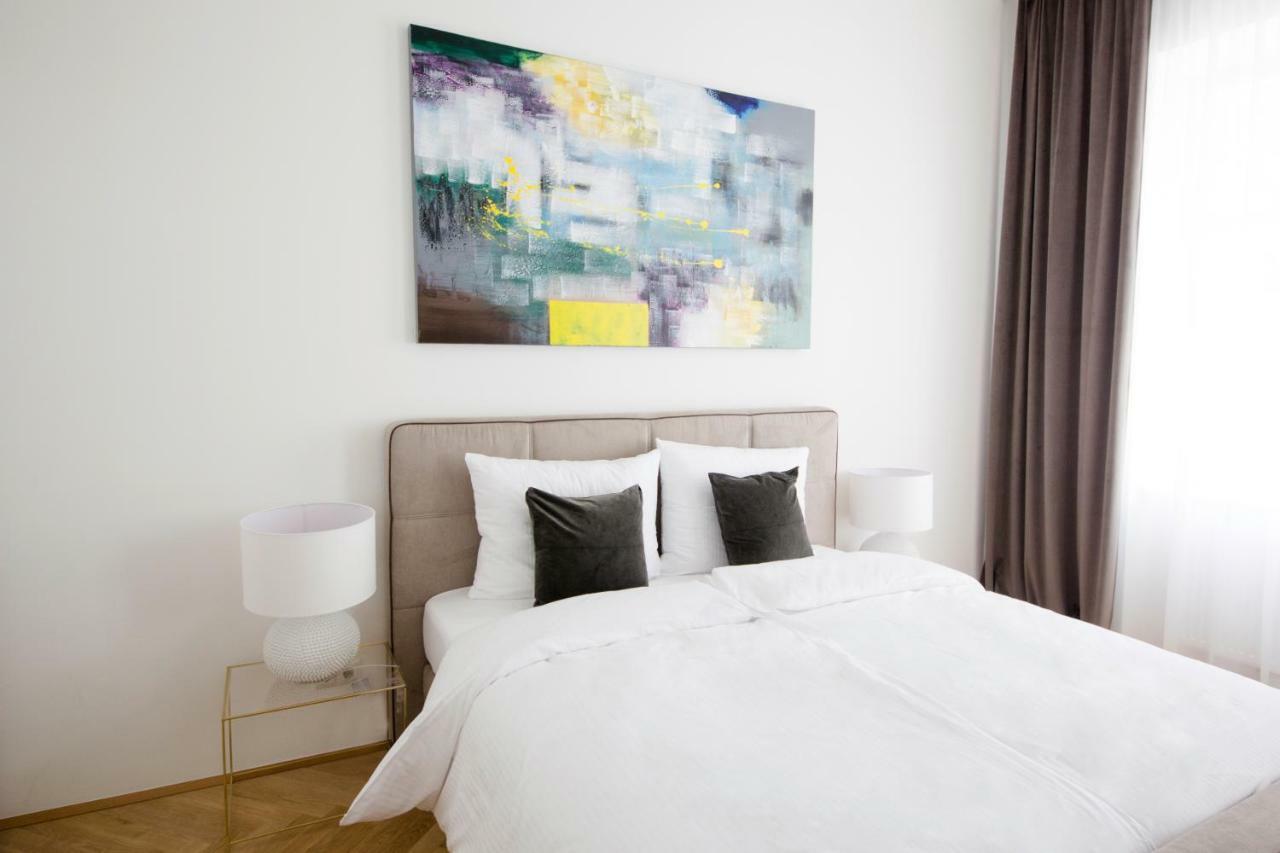 Studio Apartments Opera - Mai'S Apartments Wien Exteriör bild