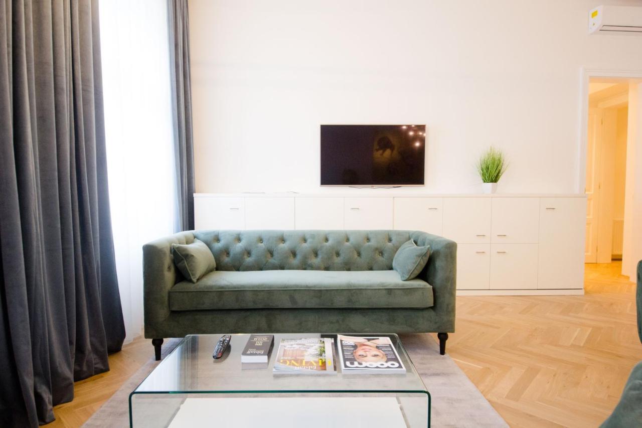 Studio Apartments Opera - Mai'S Apartments Wien Exteriör bild